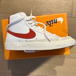 Nike Blazer Mid '77